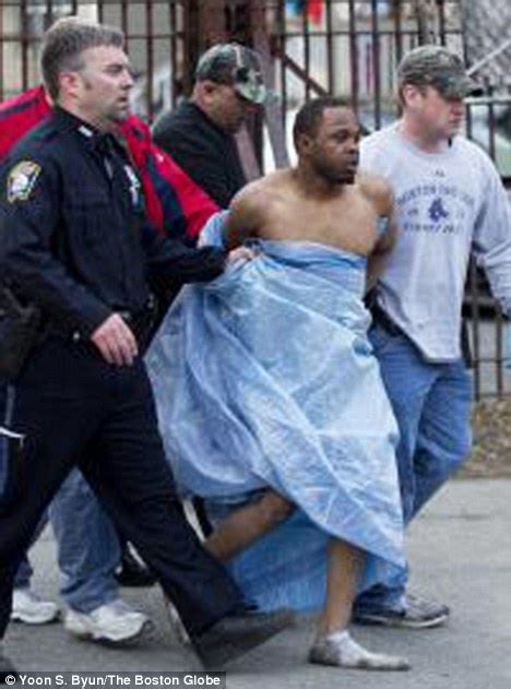Naked Man Goes On Run From Boston Police And Covers Up With Woman S Towel Daily Mail Online