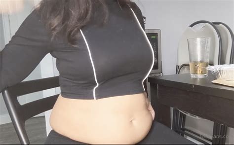 Bbw S Casual Belly Stuffing ThisVid