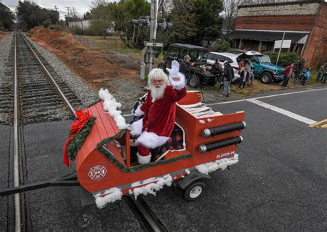 2023 Denver Christmas Parade Our Best Photos