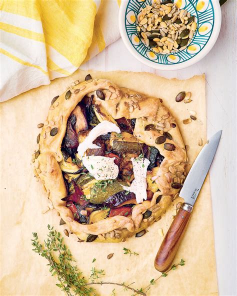 Recette tarte rustique aux légumes d été rôtis Marie Claire