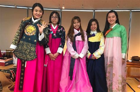 Ngành học HOT lấy điểm chuẩn Ra trường nhiều công ty săn đón