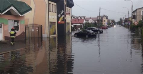 Burze W Podlaskiem Stra Acy Usuwali Skutki Ulewy Jaka Przesz A Przez