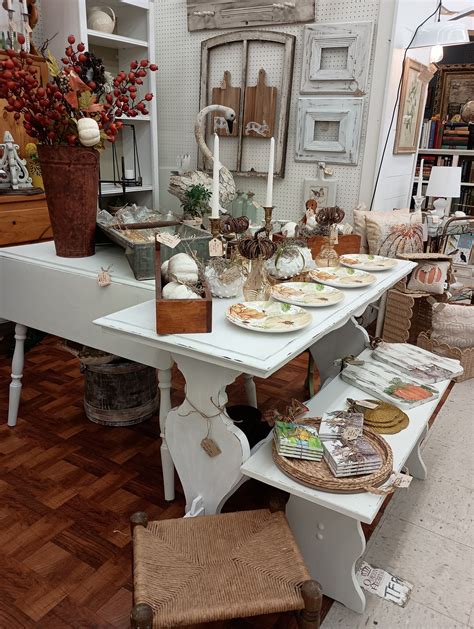 Mimi's Attic inside the Queen of Hearts Antiques & Interiors-Code: SOD