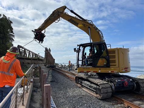 Metrolink Inland Empire-Orange County Line Service Schedule 16