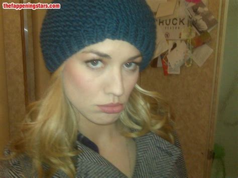 Yvonne Strahovski Amazing Nude The Fappening Leaks The Fappening Stars