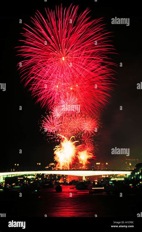 Fireworks over the Brisbane River Brisbane Australia New Years Eve 1999 ...