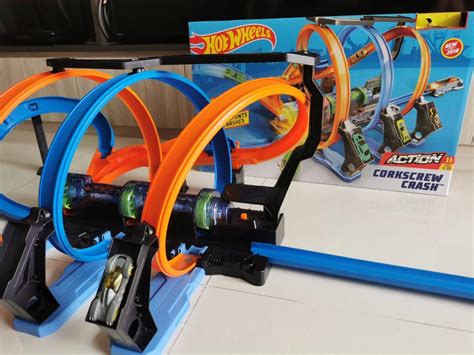 Hot Wheels Corkscrew Track Set Sale Hobbies Toys Toys Games On Carousell