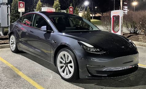 2021 Model 3 Long Range Awd Midnight Silver Metallic B1351