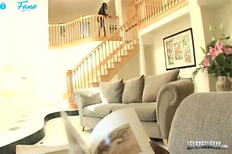 Juicy Ebony Babe Kelly Starr Gets Lexington Steele S Lube And His Bbc