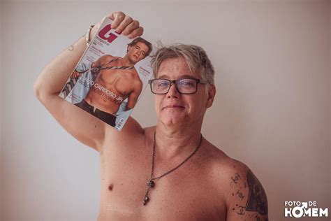 Aos 52 Anos David Cardoso Jr Posa Nv Para O Foto De Homem