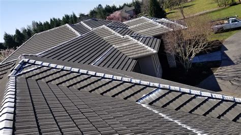 Tile Roof Cleaning and Repair in Vancouver, Washington