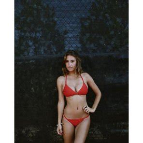 Spilling Out On All Sides Porn Pic