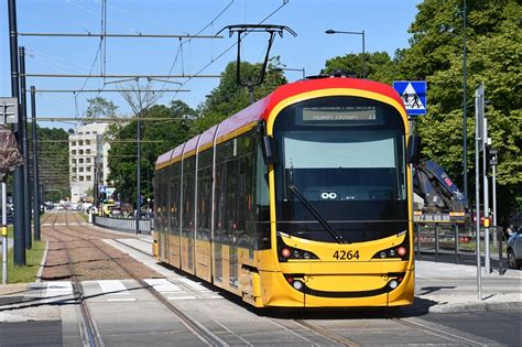 Warszawa Tramwaj Dotar Na Sielce Tory Na Gagarina Otwarte