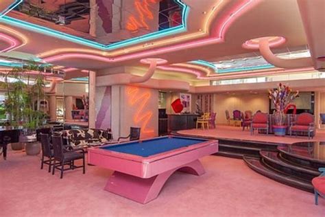 Outrageous Interior Design Home Decor Of The 80s LUNO 80s