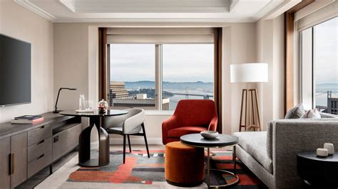 San Francisco Luxury Hotel | Bay Area | Four Seasons at Embarcadero