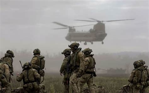 Four Missing After Australian Chopper Crashes During Multi National Military Exercise Rnz News