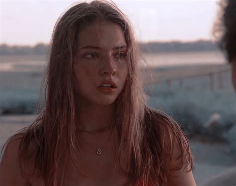 sarah cameron outer banks icon filmes