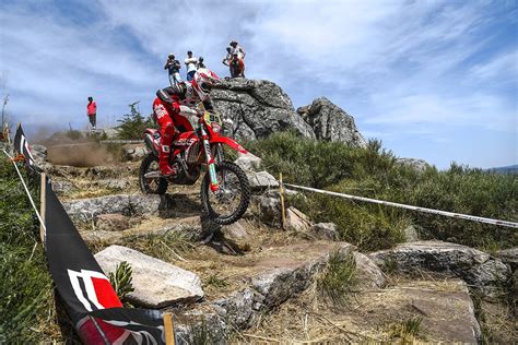 Mondiale Endurogp In Portogallo Domina Ruprecht Con Verona Tra I