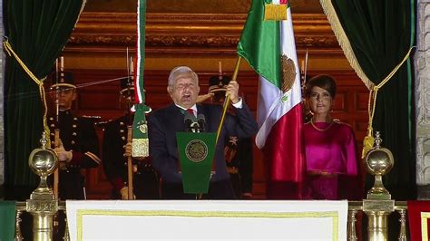 Amlo Encabeza Grito Por El Aniversario De La Independencia N