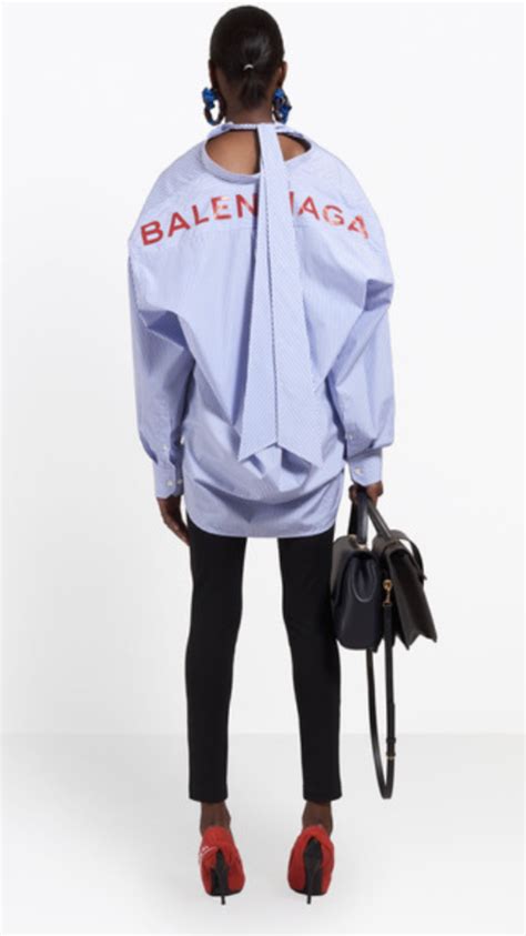 「티셔츠」おしゃれまとめの人気アイデア｜Pinterest｜미연박 | ファッション, 服, ファッションスタイル