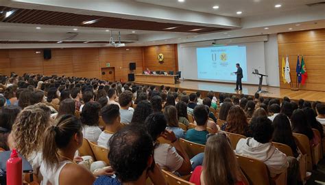 O Primeiro Dia Faculdade De Medicina Da Universidade De Lisboa