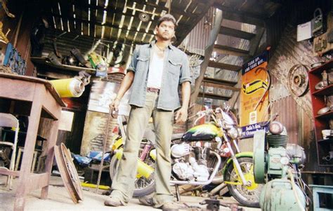 Thirumalai tamil Movie - Overview