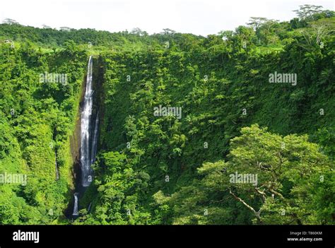 Papapapaitai Falls Western Samoa Stock Photo - Alamy