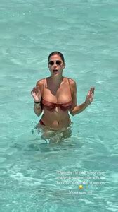 Insta Vid K S Fj Kara Del Toro Bikini Phun Org Forum