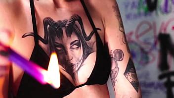 Lesbian Feet Wax Play Xnxx