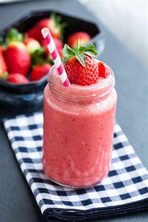 Strawberry Smoothie Quick And Easy Recipe Insanely Good