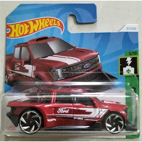 Store Minh Chung xe mô hình đồ chơi Hot wheels basic Ford F 150 lightning custom Short Card