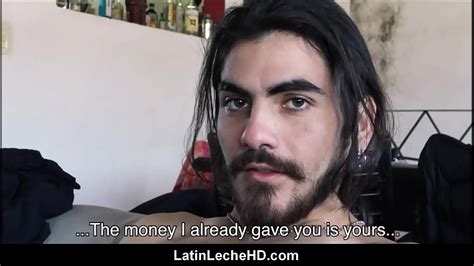 Jock latino hetero pagado para follar compañero de cuarto gay en POV de alquiler XVIDEOS