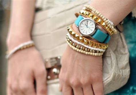Girls for God: 12 Stylish Accessories for Any Outfit