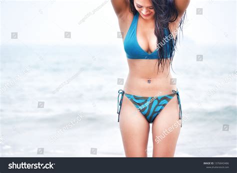 Sexy Asia Woman Wearing Bikini On库存照片1376843486 Shutterstock