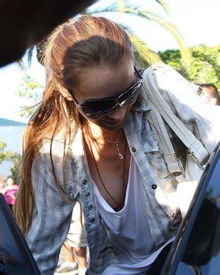 Lindsay Lohan Posing And Showing Sexy Nude Body And Nice Tits Porn Pictures XXX Photos Sex