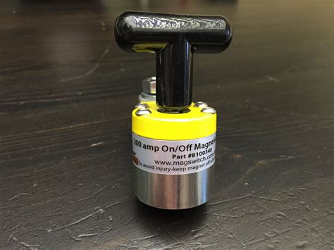 Магнитная земляная клемма для сварочных работ