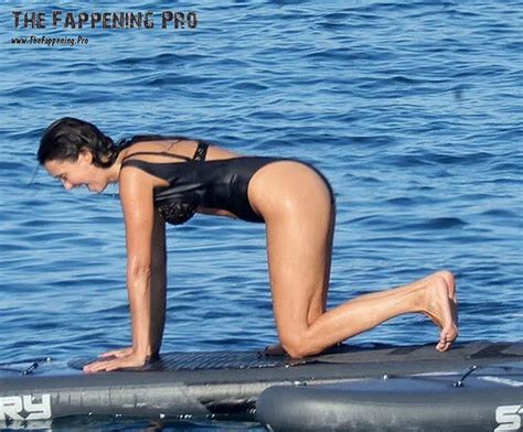 Nina Dobrev Sexy Wet Ass Exposed Photos The Fappening