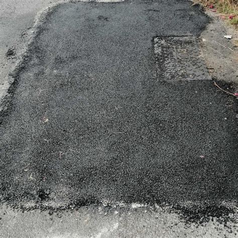 Lipari Coperte Le Buche Sulle Strade A Pianoconte E Quattropani