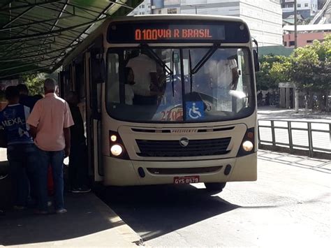 Ônibus De Transporte Coletivo Só Circulará Com Passageiros Sentados Em