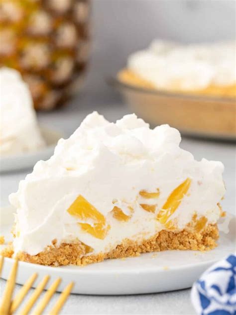 No Bake Pineapple Cream Cheese Pie Story State Of Dinner