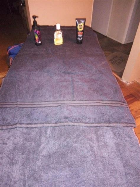 NUDE Erotic Oil Massages Toowoomba