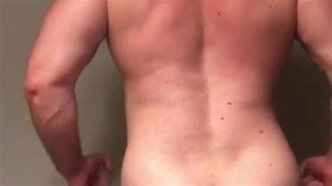 Beefy Big Butt Bodybuilder Naked Flexing Onlyfansdotcombeefbeast Alpha Musclebear Muscle