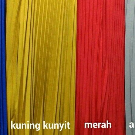 Warna Mera Kuning Biru Richard Morgan