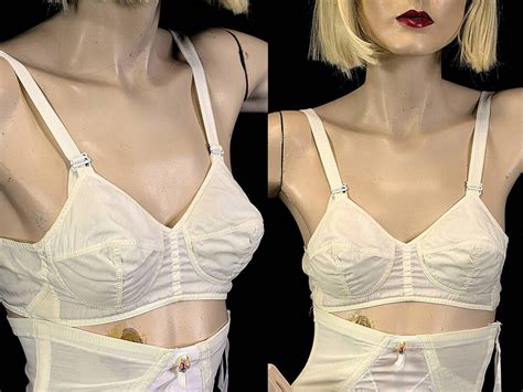 Warners Bra Vintage Lingerie White Bra Retro Lingerie Wireless Bra Cotton Bra Minimalist