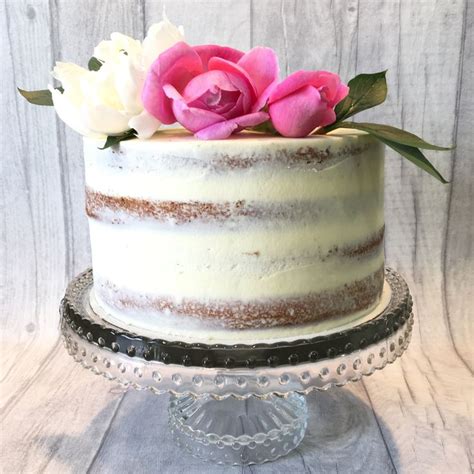 Semi Naked Cake With Fresh Flowers