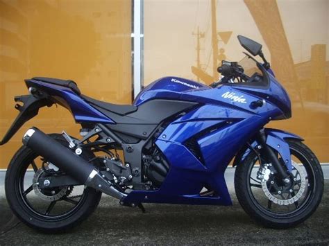 Purple Kawasaki Ninja 250r