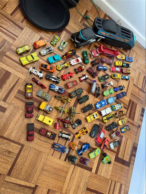 Miniaturas Caminhões Maleta Hot Wheels Brinquedo Hot Wheels Usado 81275377 enjoei