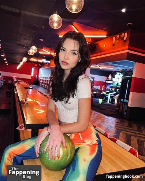 Romina Gafur Nude OnlyFans Leaks Fappening FappeningBook