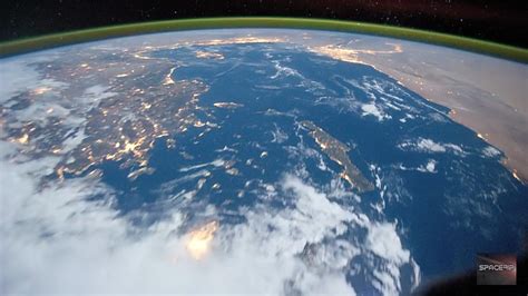 How To See The Earth From Satellite Live With Android - RoidOk