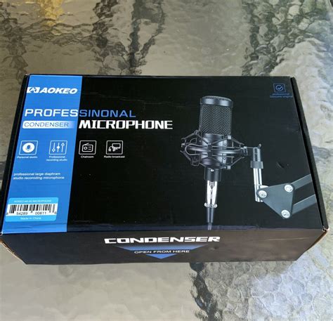 Aokeo AK 60 Professional Condenser Microphone Studio MIC Podcast Record